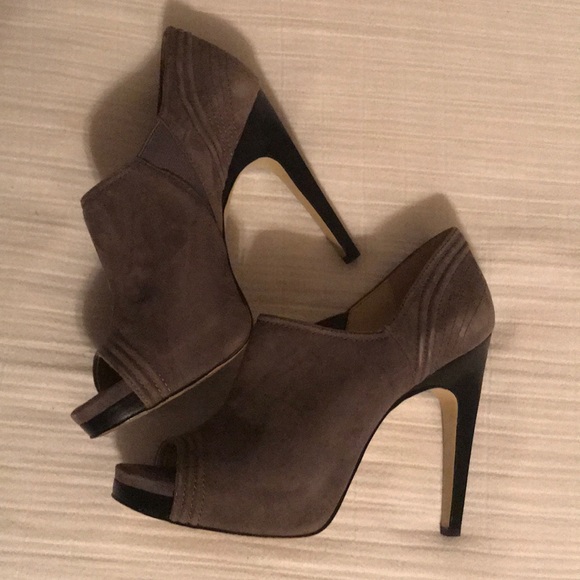 Calvin Klein Shoes - Calvin Klein Grey Open Toe Pumps
